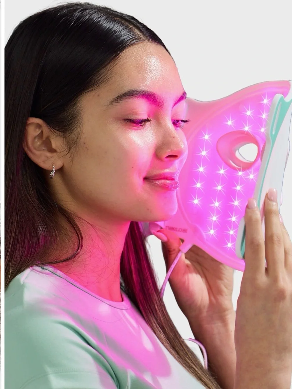 NIB Omnilux Contour Face LED Madk Device